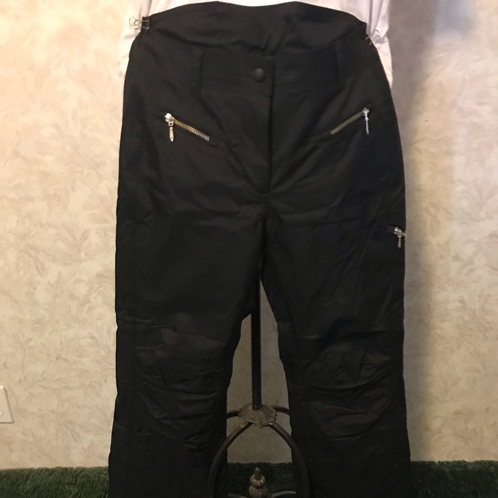 Ski Pants - EUC Black Size 6 Obermeyer